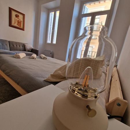Frailes Apartments 그라나다 외부 사진